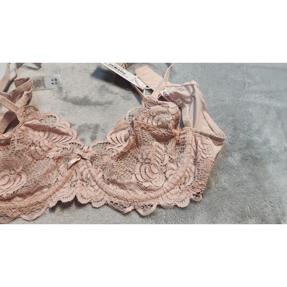 Adore Me 36B Bra Pink Lace Mesh Underwire Unlined Unpadded Stretch Back Closure - Picture 2 of 5